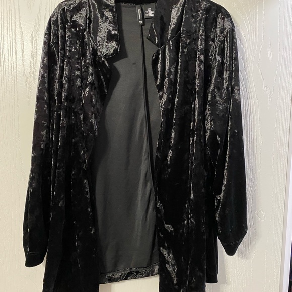 Jacket - Picture 2 of 2